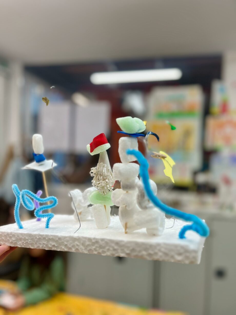 Cours d'arts plastiques - À partir de 4 ans
