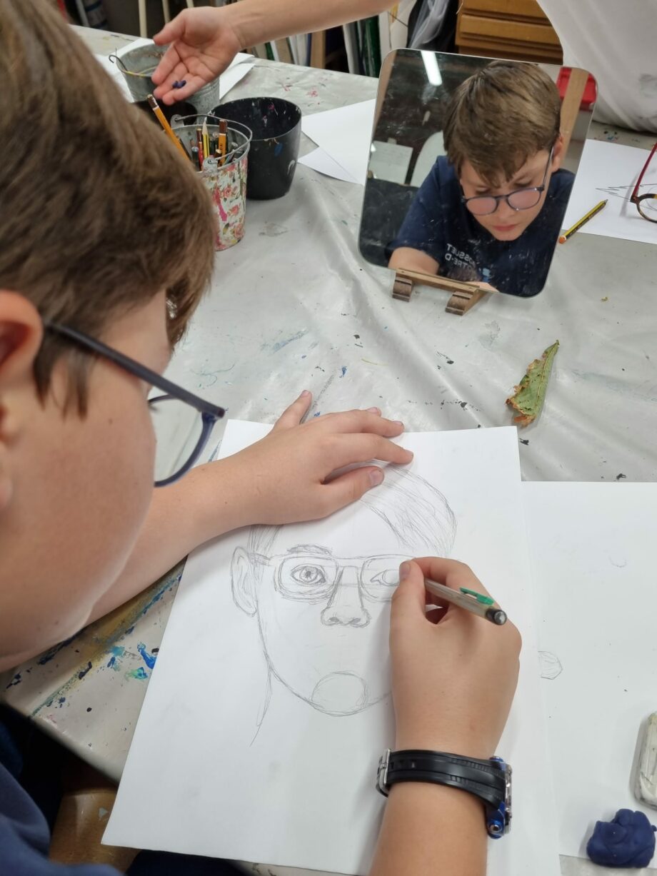 Cours dessin appliqué - À partir de 8 ans