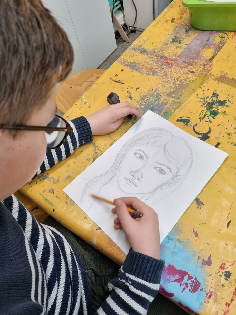 Cours dessin appliqué - À partir de 8 ans