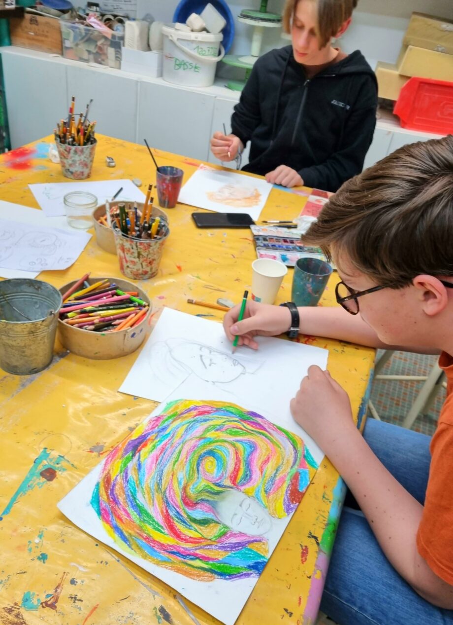 Cours dessin appliqué - À partir de 8 ans
