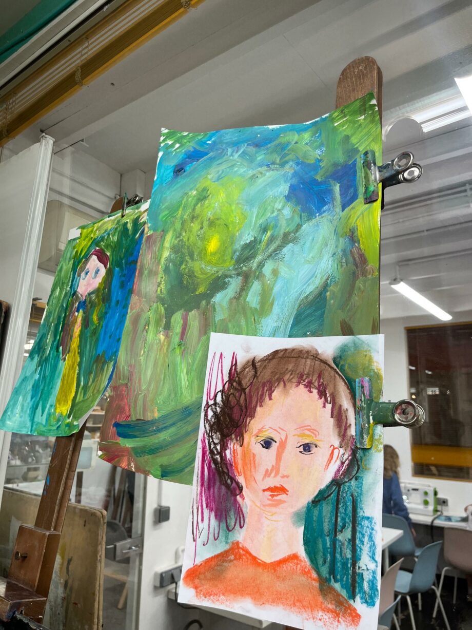 Cours d'arts plastiques - À partir de 4 ans