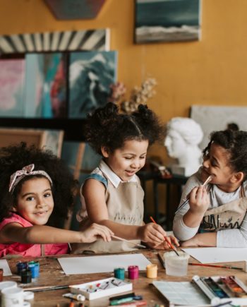 *Après-midi* - Petits Artistes-Stage d'arts plastiques - Du 30 octobre au 3 novembre (4 à 8 ans)