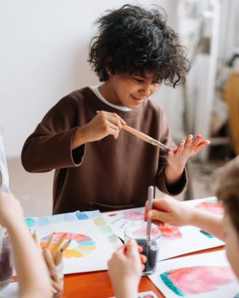 *Journée complète* - Stage d'arts plastiques - Du 17 au 21 juillet (4 à 8 ans)