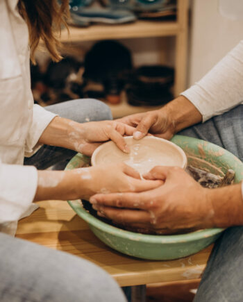Samedi 24 Mai - de 15h30 à 17h30 - atelier en famille poterie/céramique et goûter